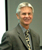 Dr. David Nunan